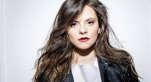 Calcutta Cantante Fidanzata